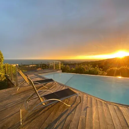 Embrassez La Mediterranee A 360° Villa *